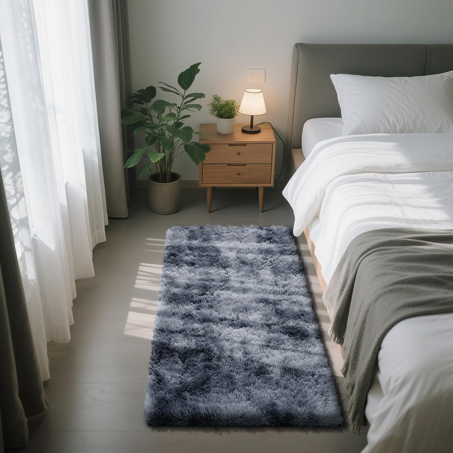 Fluffy Rug Shag Area Rug, Black 2x4 Area Rugs for Bedroom, Small Bedside Rug, Soft Fluffy Shag Entryway Throw Rugs for Living Room Bedroom Room Home Decor