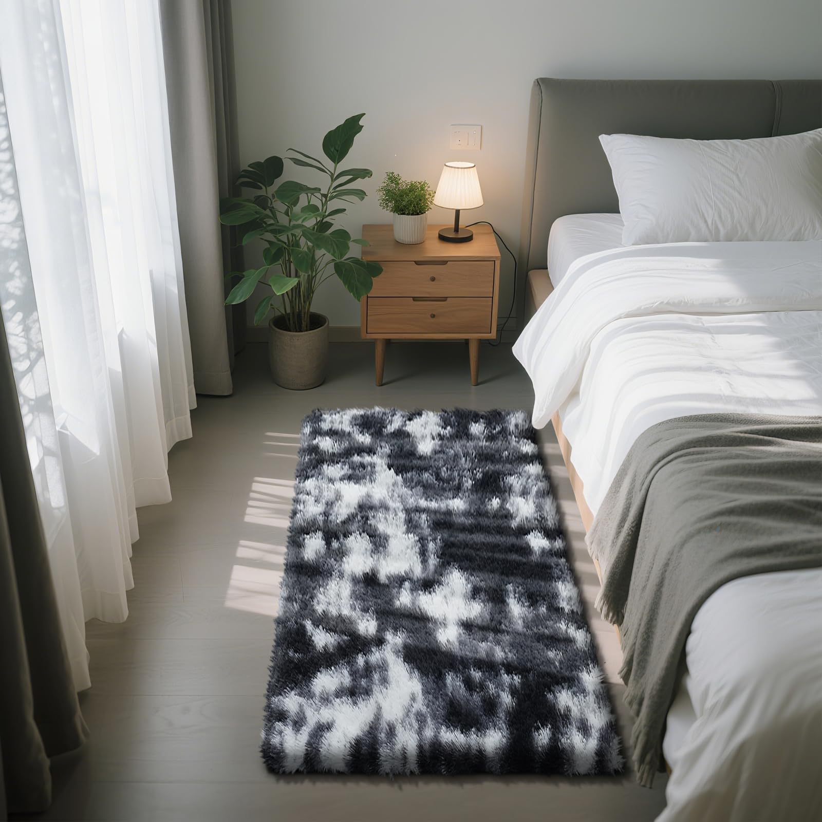 Fluffy Rug Shag Area Rug, Black 2x4 Area Rugs for Bedroom, Small Bedside Rug, Soft Fluffy Shag Entryway Throw Rugs for Living Room Bedroom Room Home Decor