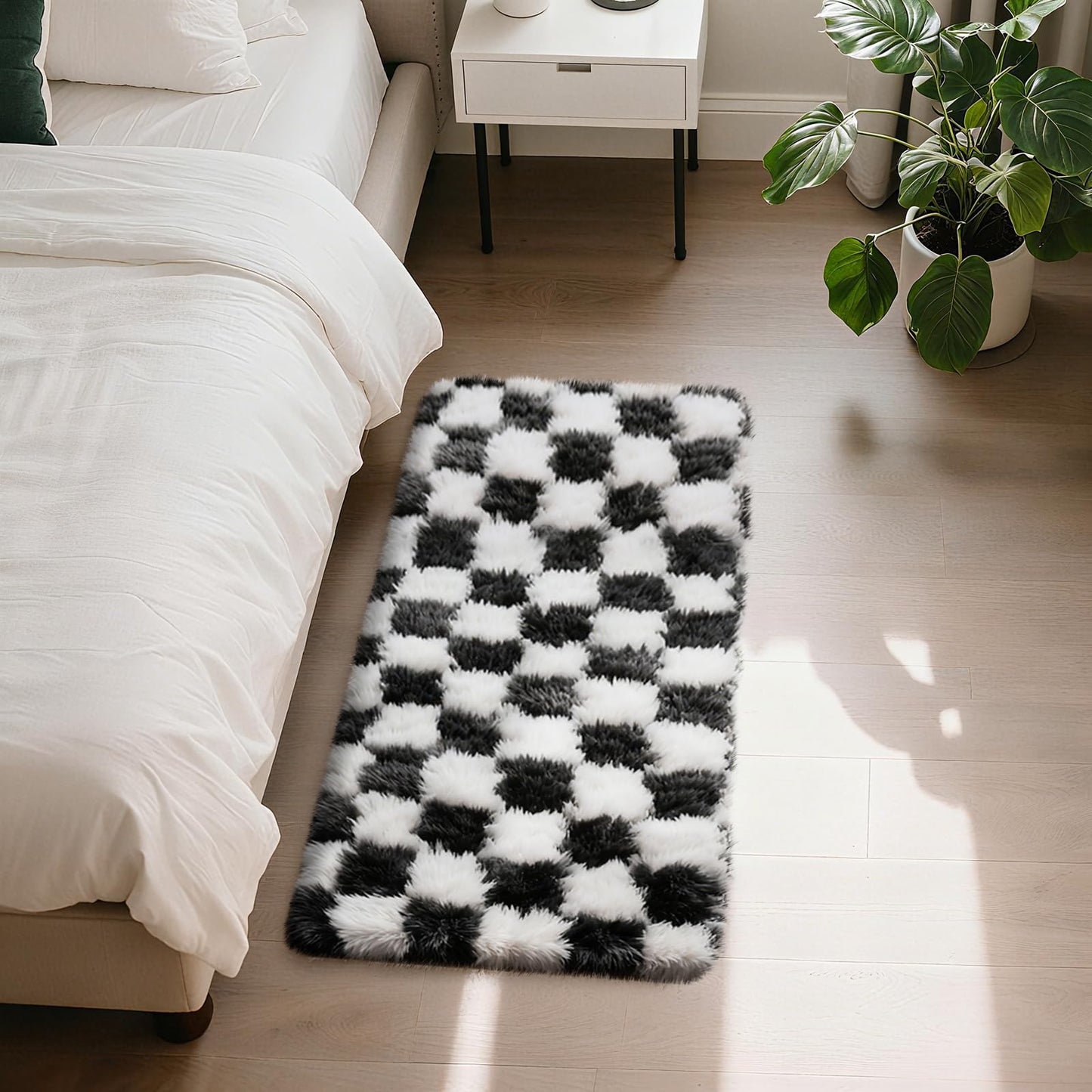 Fluffy Rug Shag Area Rug, Black 2x4 Area Rugs for Bedroom, Small Bedside Rug, Soft Fluffy Shag Entryway Throw Rugs for Living Room Bedroom Room Home Decor